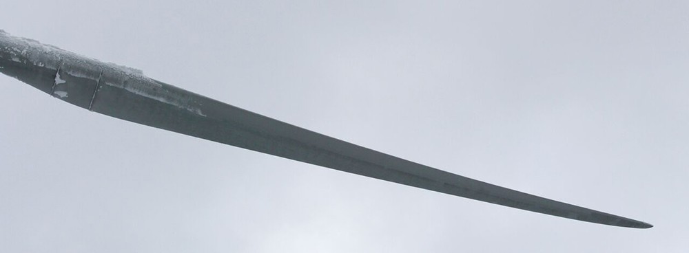 Example from real life: Clean blade with WIPS heating elements, operating in Quebec, Canada.